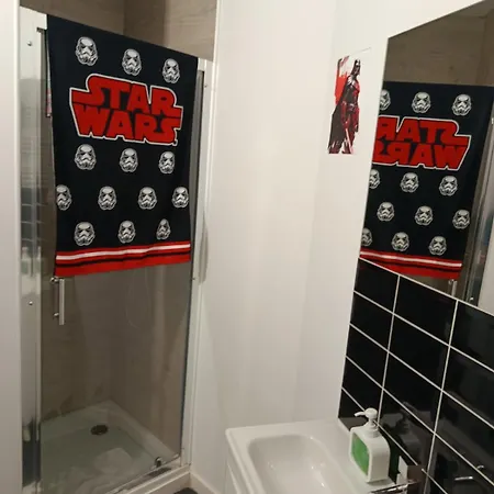 Maison Luxe Star Wars Aeroport Beauvais 2 A 5 Personnes *