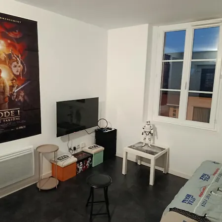 Maison Luxe Star Wars Aeroport Beauvais 2 A 5 Personnes בית נופש Tillé